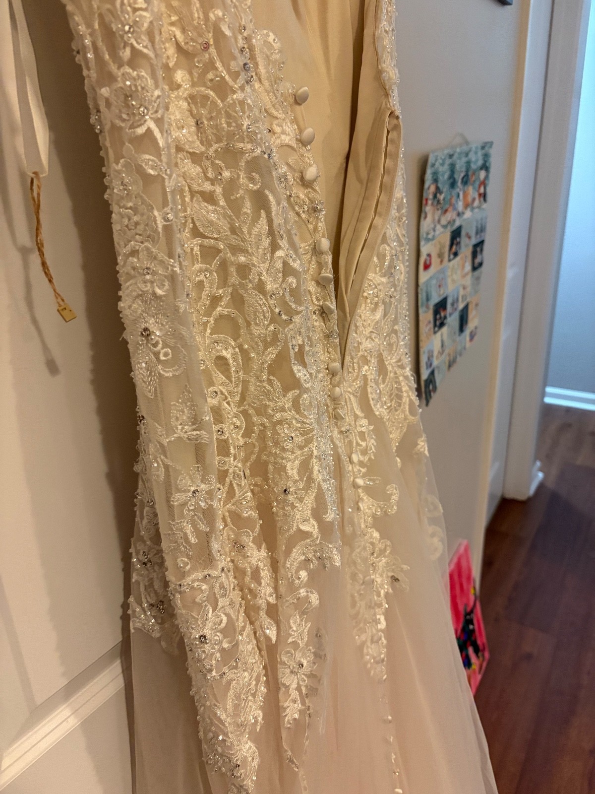 🤍 Romantic Allure Bridals Lace Wedding Dress – Size 12 – Sample Gown ✨