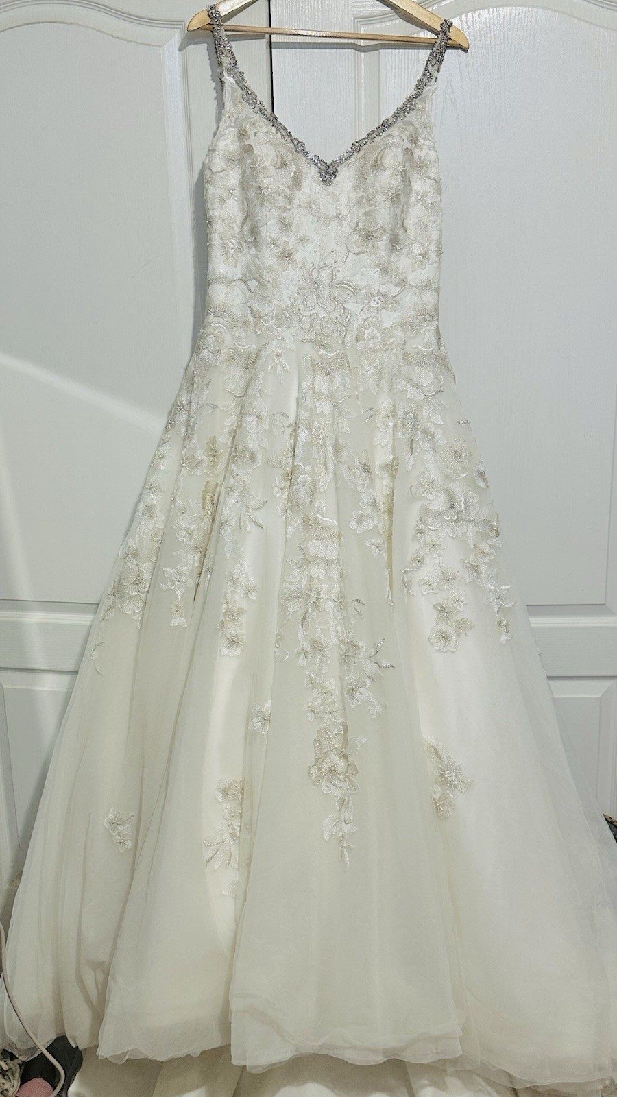 New Justin & Ashley Bride Floral Beaded Wedding Dress