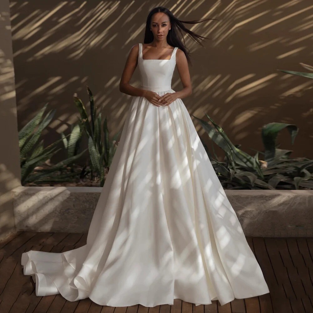 Simple Pleated Wedding Dresses Square Neck Sleeveless Backless Satin Bridal Gown