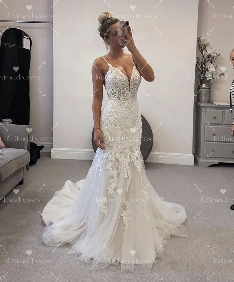 Mermaid Wedding Dress Deep V Neck Sleeveless White Ivory Sleeveless Bridal Gown