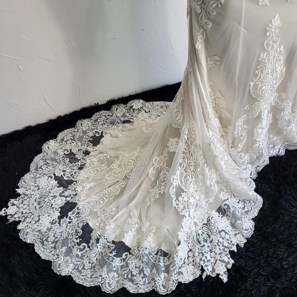 NWT~$2100~LO’ADORO~2/4~IVORY OFF WHITE RHINESTONE DETACHABLE TRAIN WEDDING DRESS