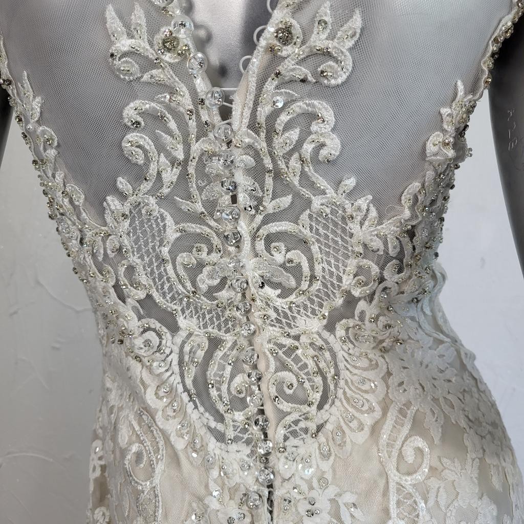 NWT~$2100~LO’ADORO~2/4~IVORY OFF WHITE RHINESTONE DETACHABLE TRAIN WEDDING DRESS