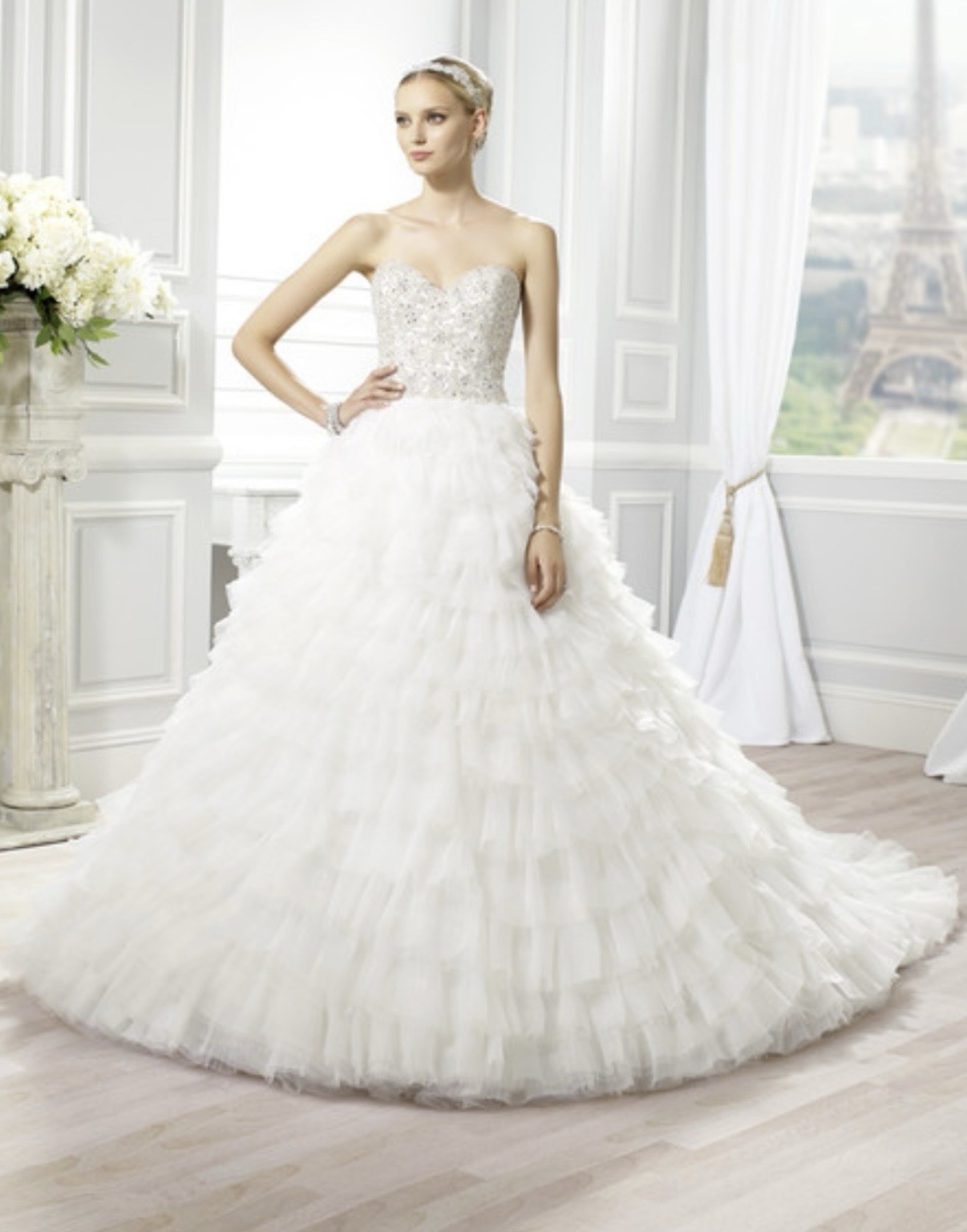 Moonlight Sz 8 White Strapless Beaded Bodice Tiered Layered Tulle Wedding Dress