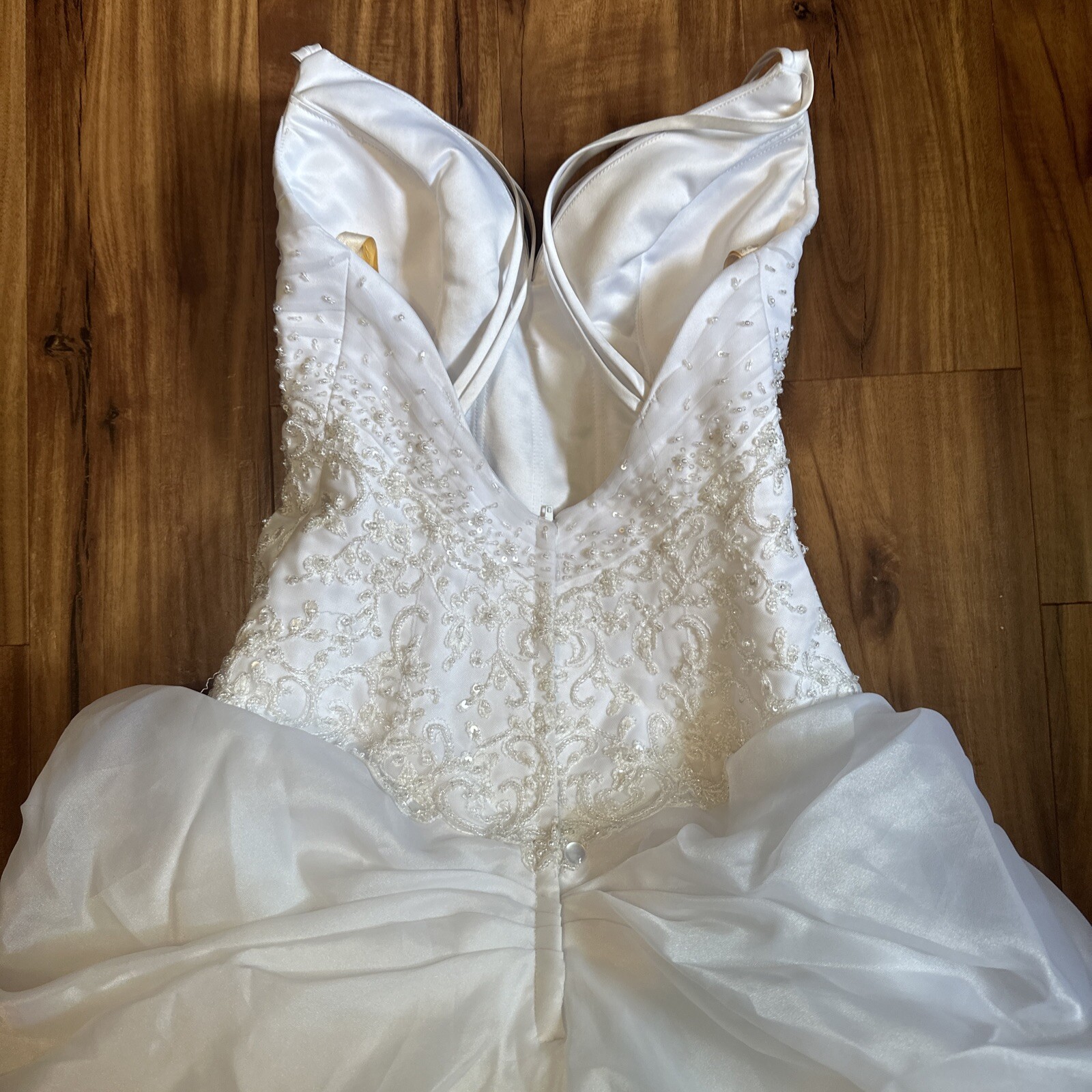 La Sposa Wedding Dress, gently used, size US 04 with a long beautiful train.