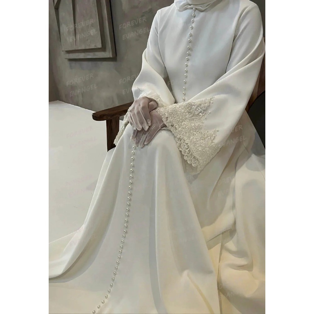 Simple Beading Arab Wedding Dresses A Line Lace Long Sleeves Satin Bridal Gowns