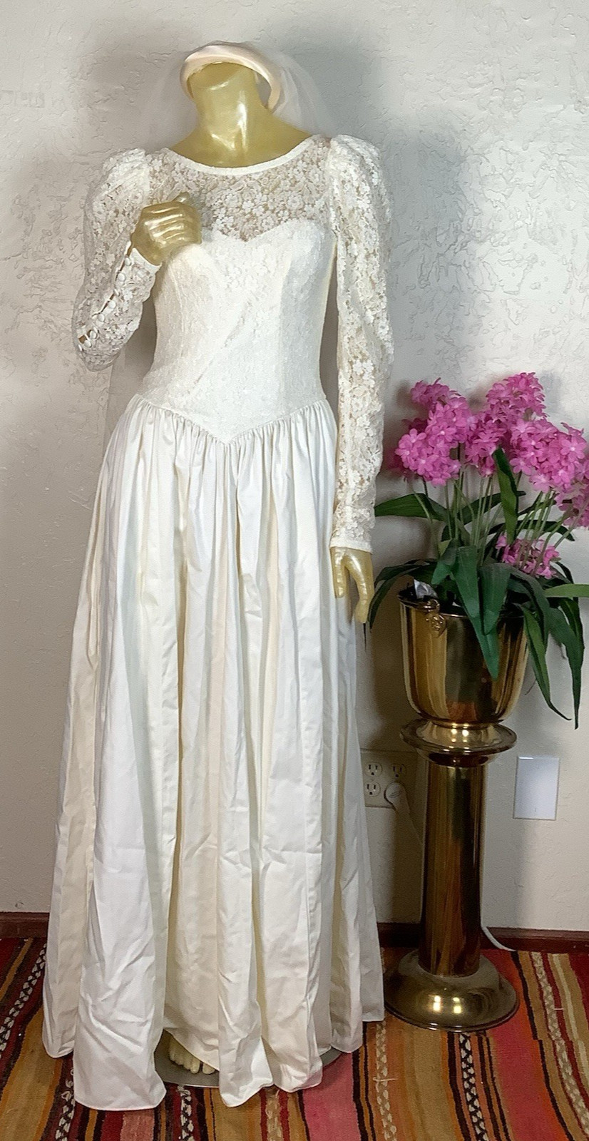 MINT Vintage 1992 Laura Ashley Cotton Sateen Wedding Dress with Veil & Catalog