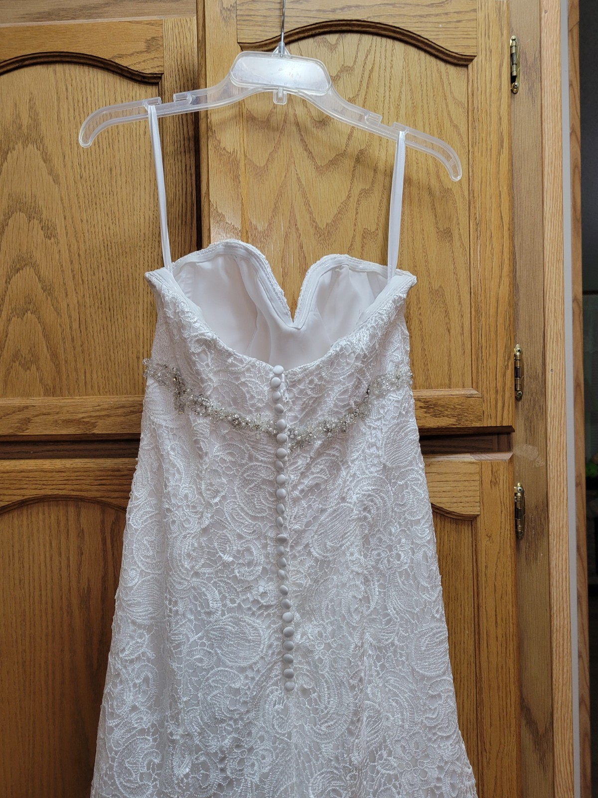 White Lace Overlay Wedding Dress, Fully Lined. Hi/Lo Style w/Sweetheart Neckline