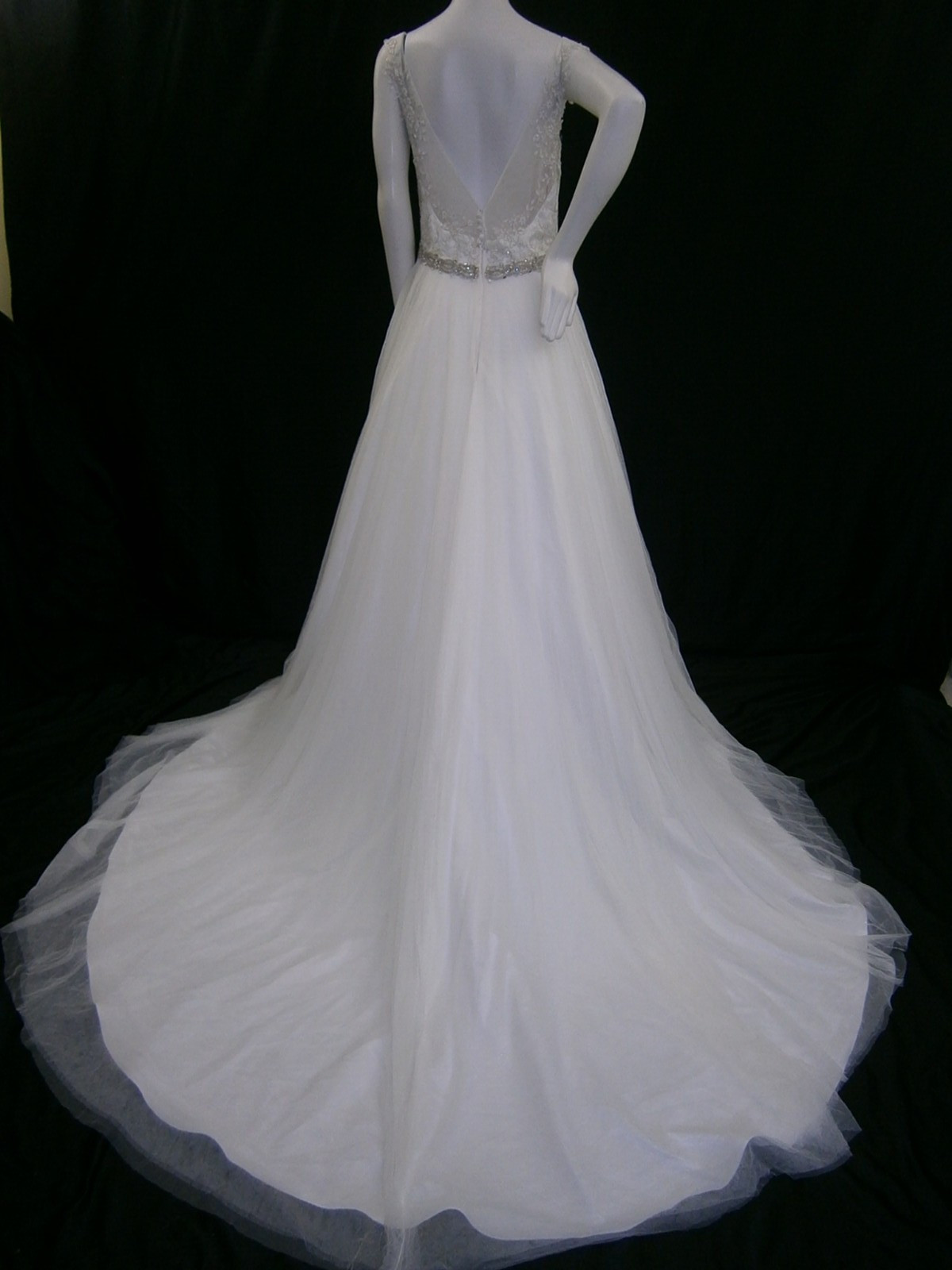 DaVinci Wedding Dress 10-12 Off-White Tulle Ball Gown Bling Belt Illusion Modern