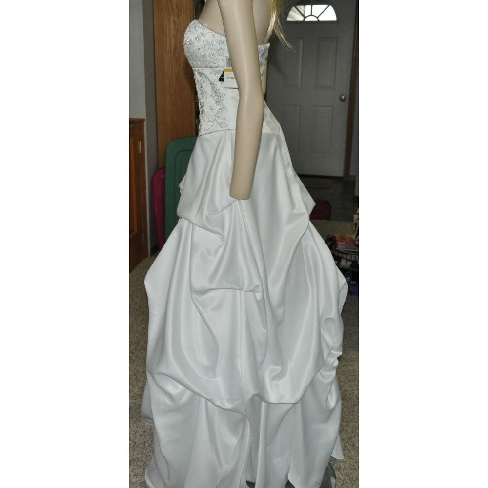 City Triangles Wedding Dress 3 Maxi White Sequin Beaded Diamonds Gathered Bottom