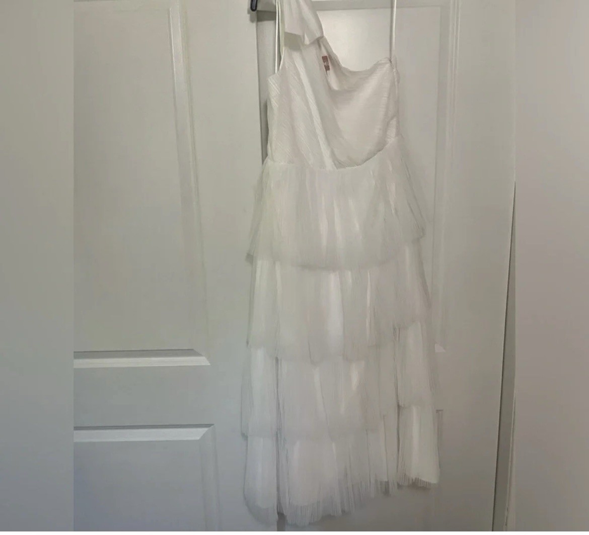 New Show Me Your Mumu Cupcake White Wedding One Shoulder Maxi Tulle Dress Med