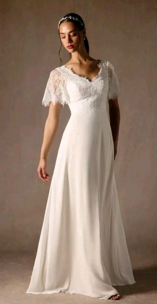 Azazie NWT Veradis Diamond White/Champagne Wedding Dress Sz WD14 Flutter Sleeve