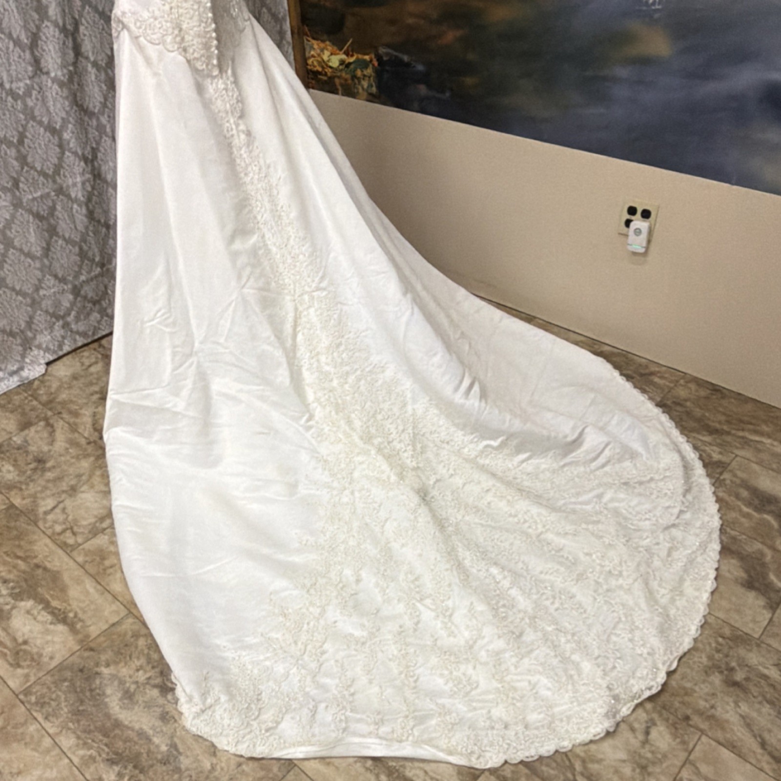 Ivory Strapless Lace Beaded A-Line Wedding Dress Train Buttons Size 16 Lot #7