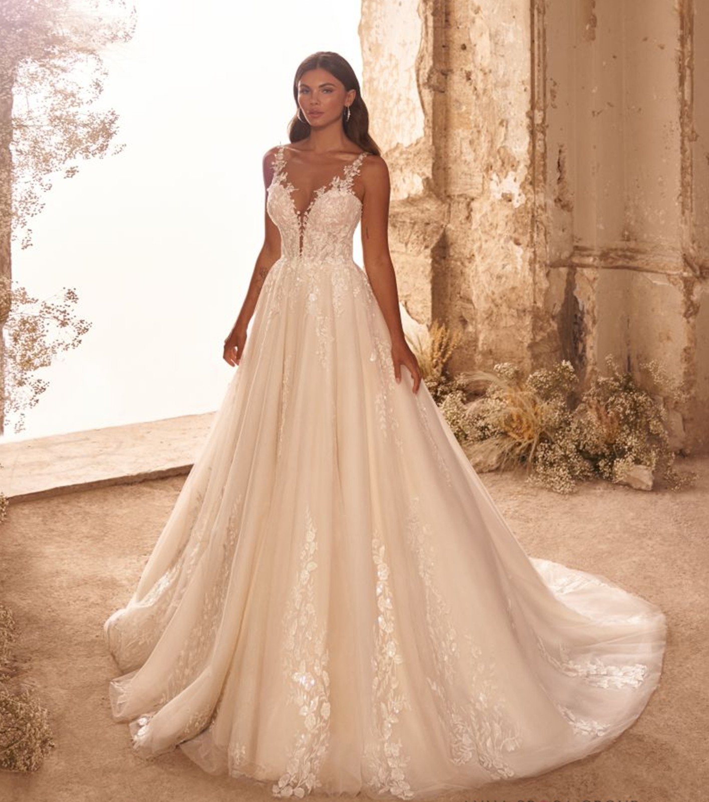 2026 glitter lace wedding dress wedding dress 32-60 straps ivory buttons N. Measurement