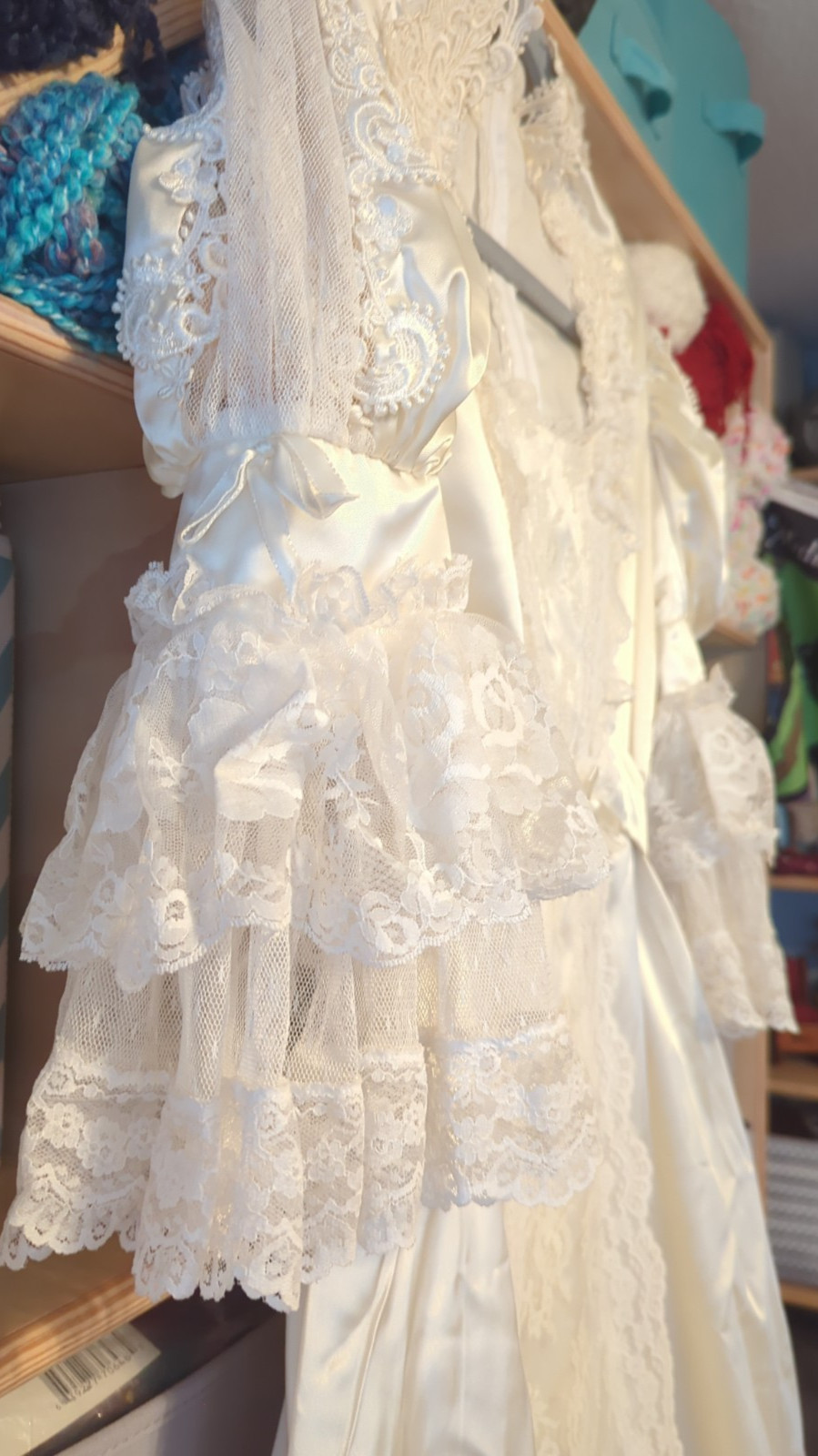 Vintage Loralie Designer Lace Gown Women’s 11/12 White Wedding Dress