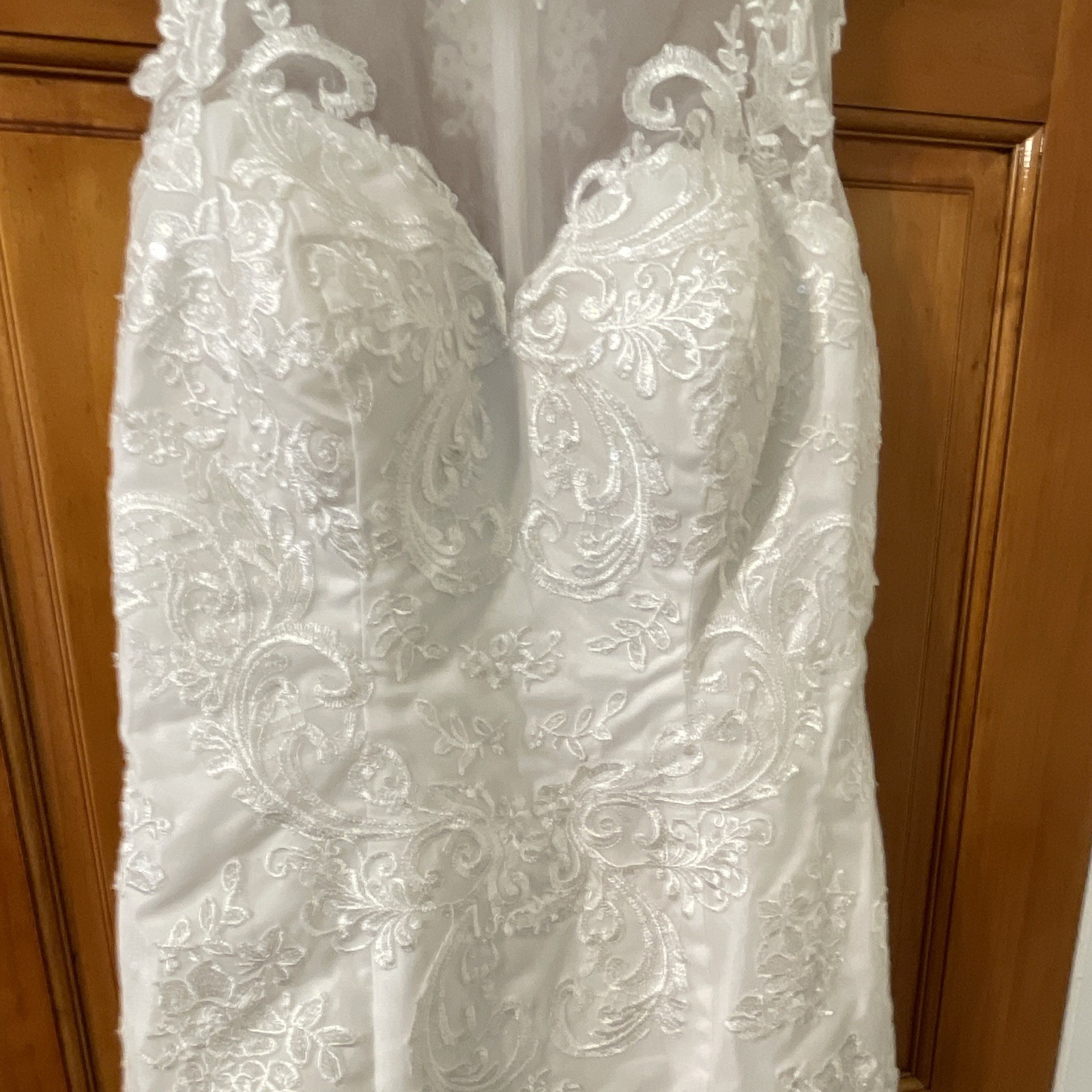 Bridal Wedding Gown Ivory Lace Halter Mermaid Dress Size 12 Button Detail Train