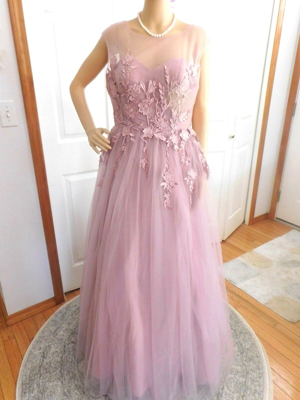 Vintage Floral Embroidered Mesh Sleeveless Polyester Cotton Wedding Dress XL