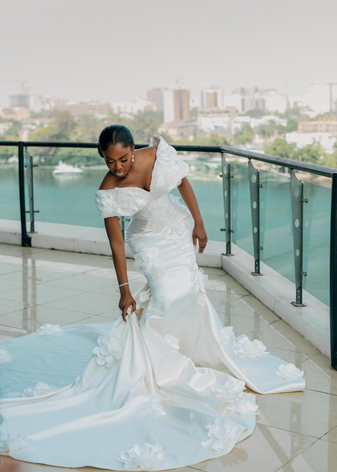 wedding dress size 8 pre owned ($2800 at retail)