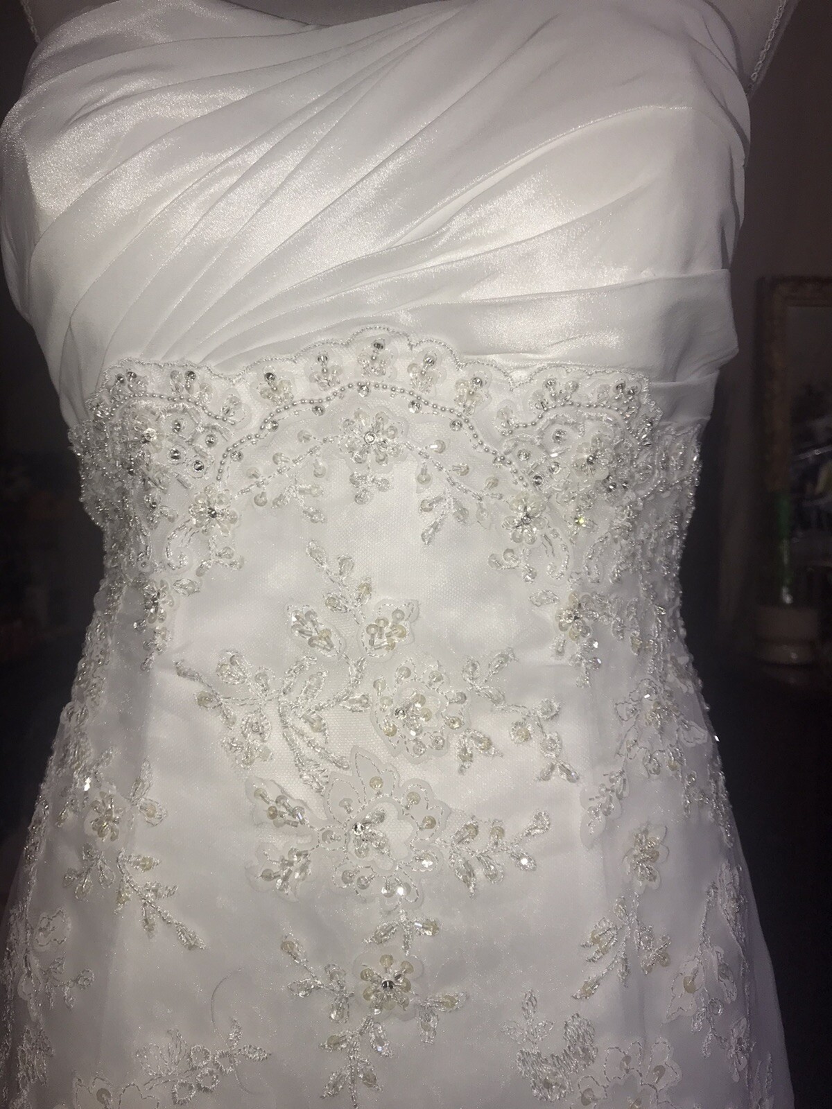 Casablanca White Bridal Gown and Veil Size 8 NWT