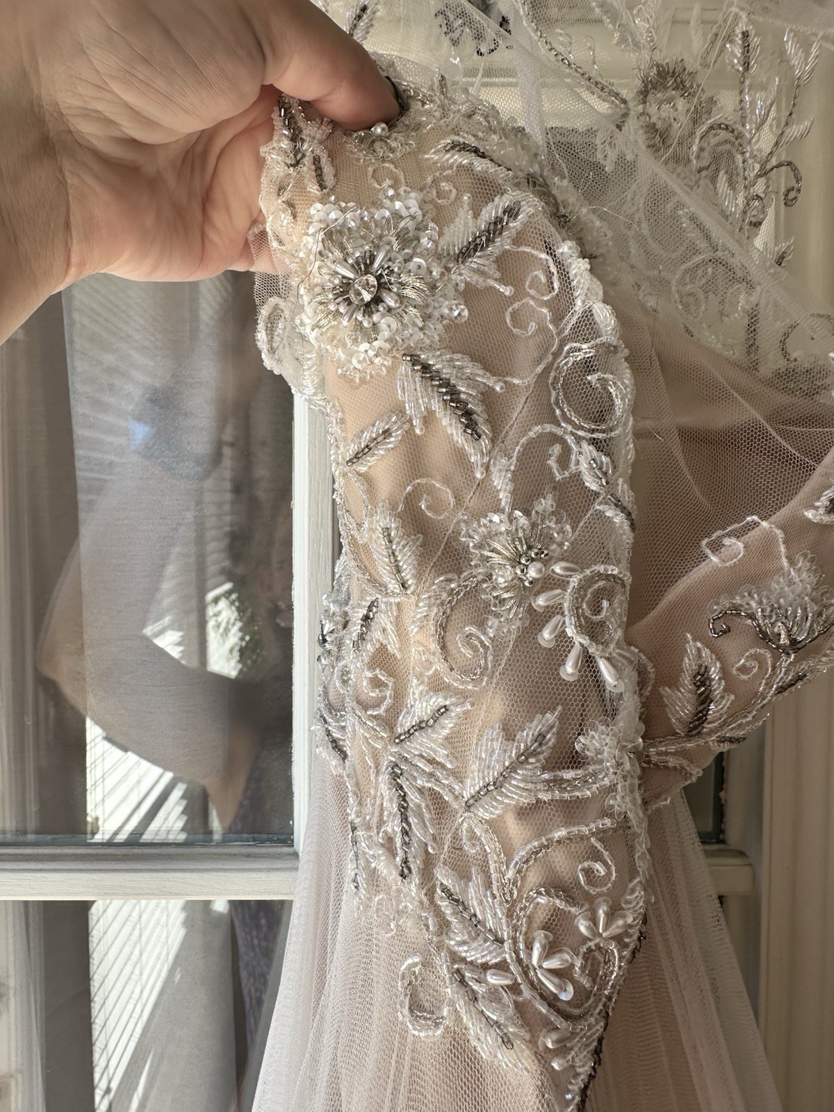 New Sample Gown Size 12 Unaltered Watters Wessex Gown Wedding Dress