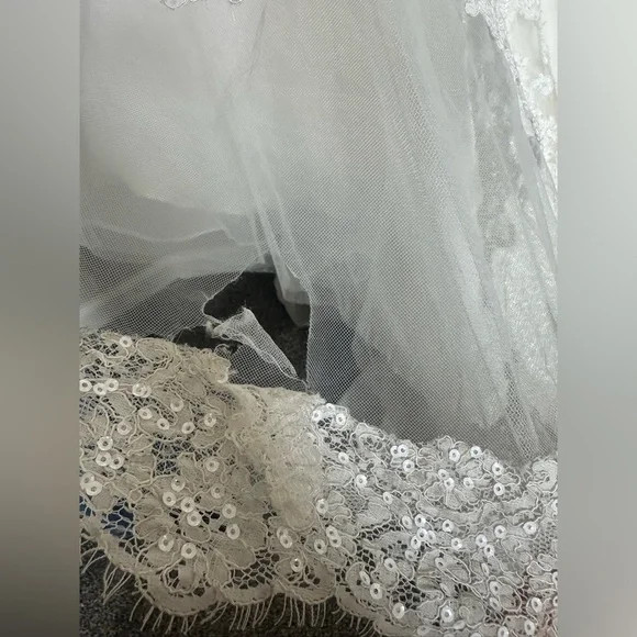 Essence Of Australia Style D2770 Wedding Dress Size 10