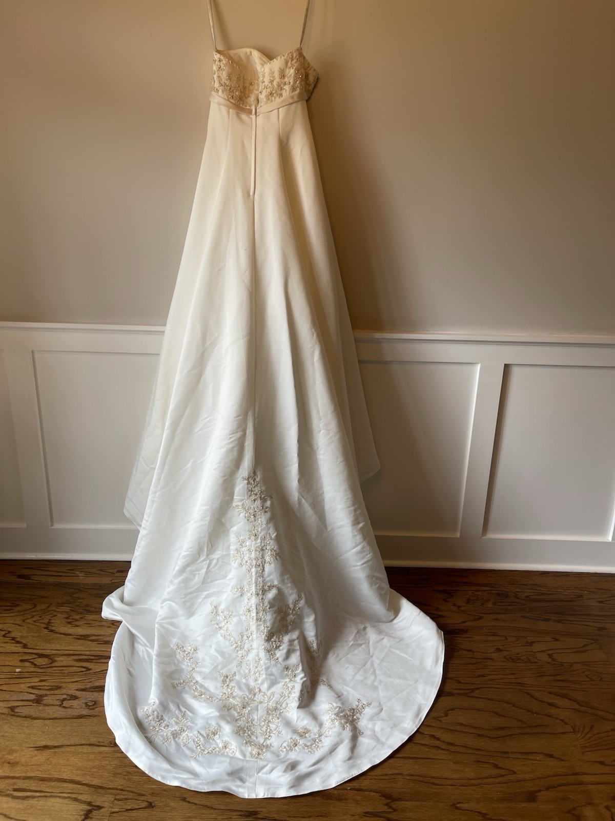 Mary’s Bridal Wedding Dress + Matching Beaded Purse (Size 8)