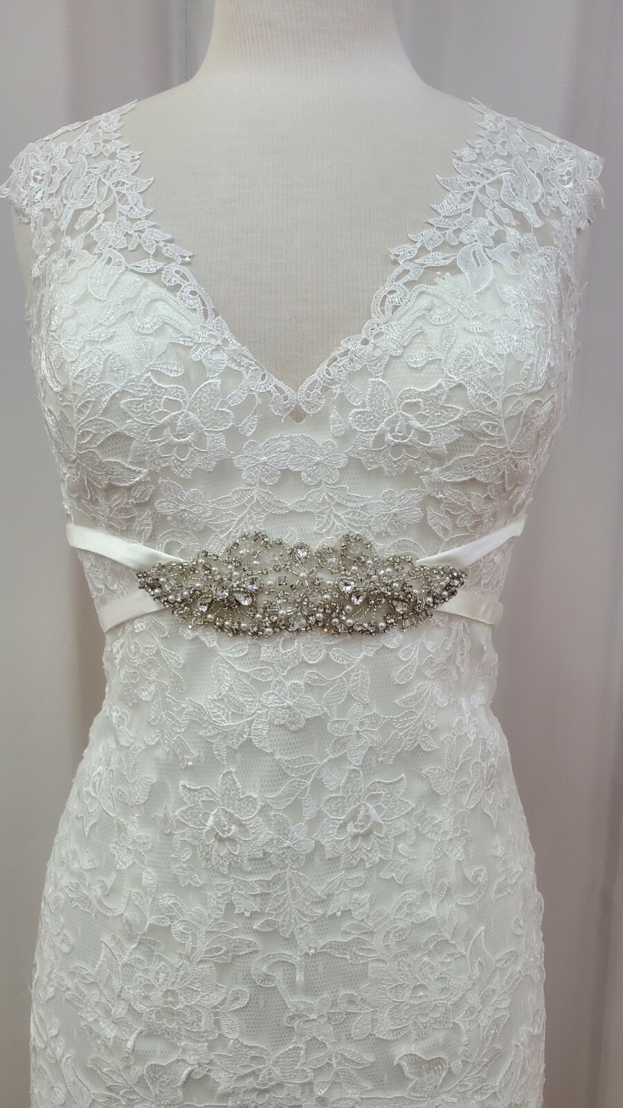 Mary’s Bridal Wedding Dress C7997 Mermaid Fit Flare Queen Anne Off Shoulder Lace