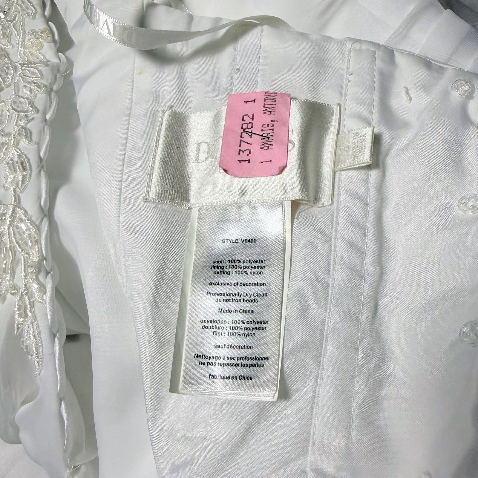 David’s Bridal V9409 White Size 6 Chiffon A-line Wedding Dress W/ Side Draping