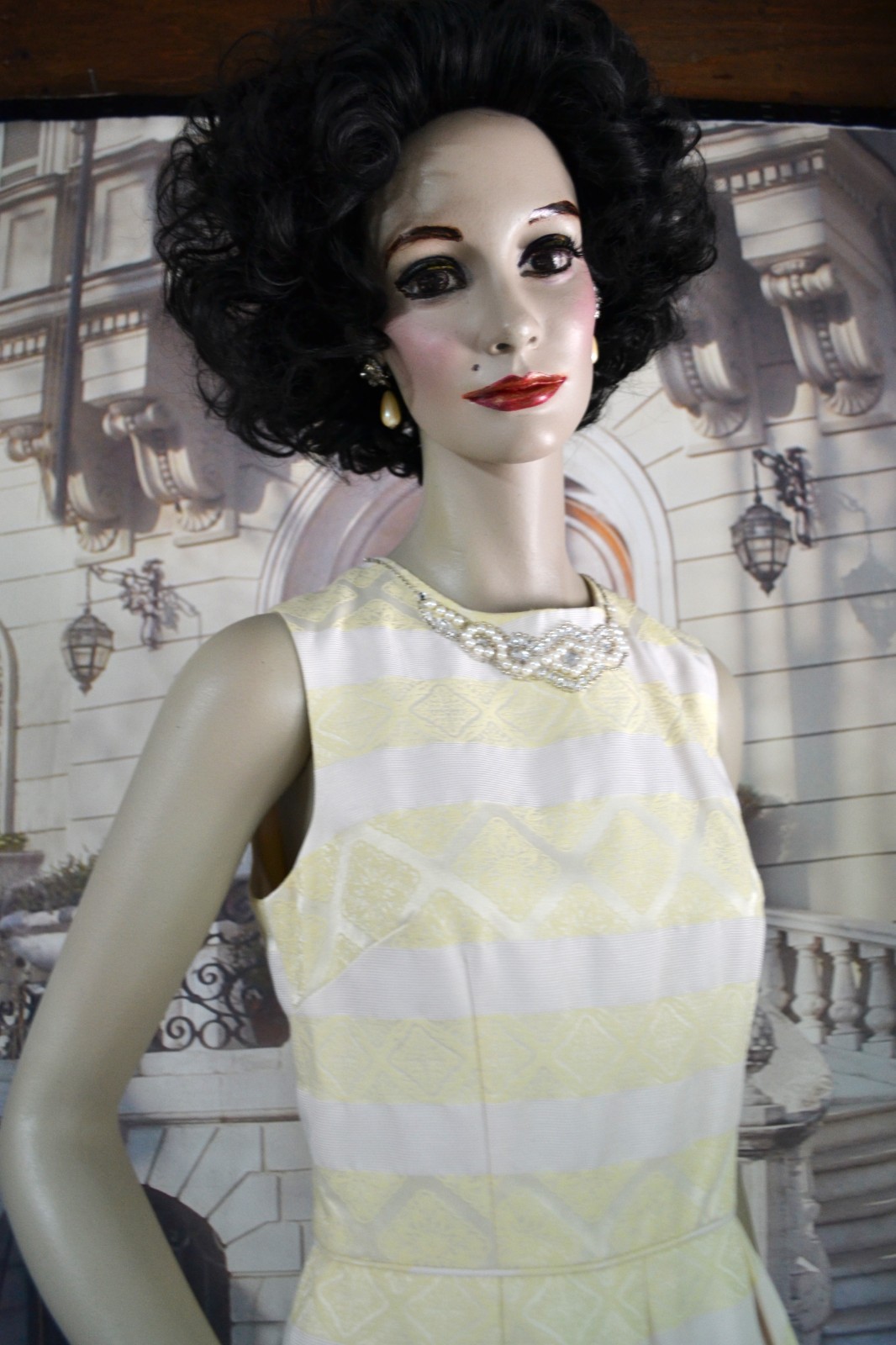 Maggy London Dress Size 8 Yellow White Brocade w/ Pearls Rhinestones New W/ Tags