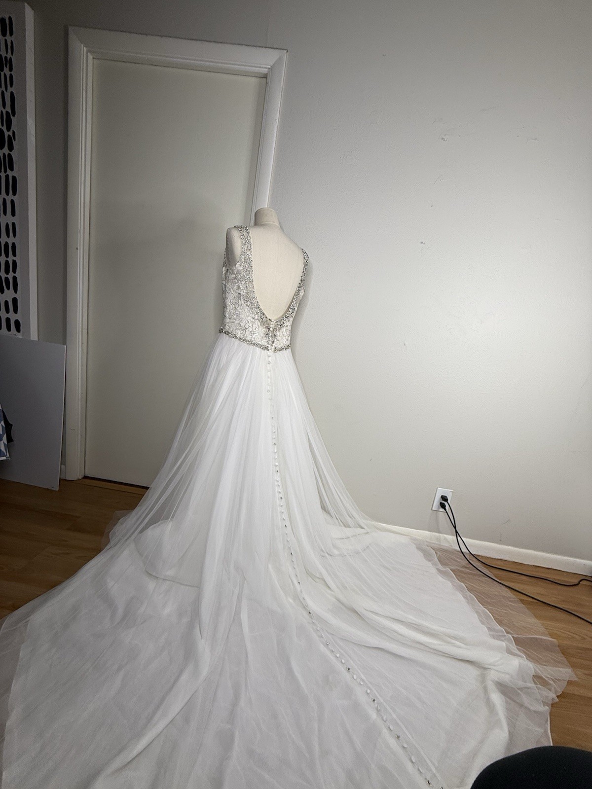 Allure Bridal Beaded Crystal Buttons Wedding Dress Ivory Silver 14 9373 Train