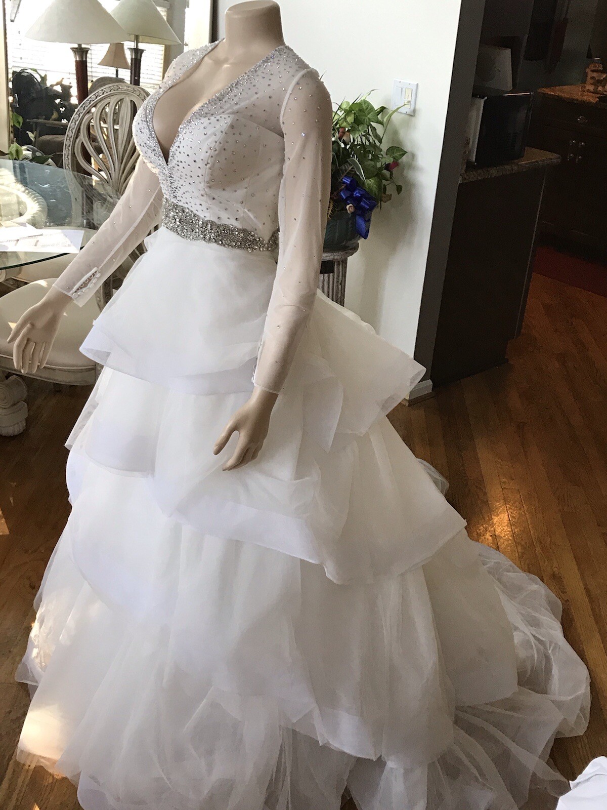 VICTOR HARPER STYLE VH1218 Bridal Gown Wedding Dress Size 10 New W Tags