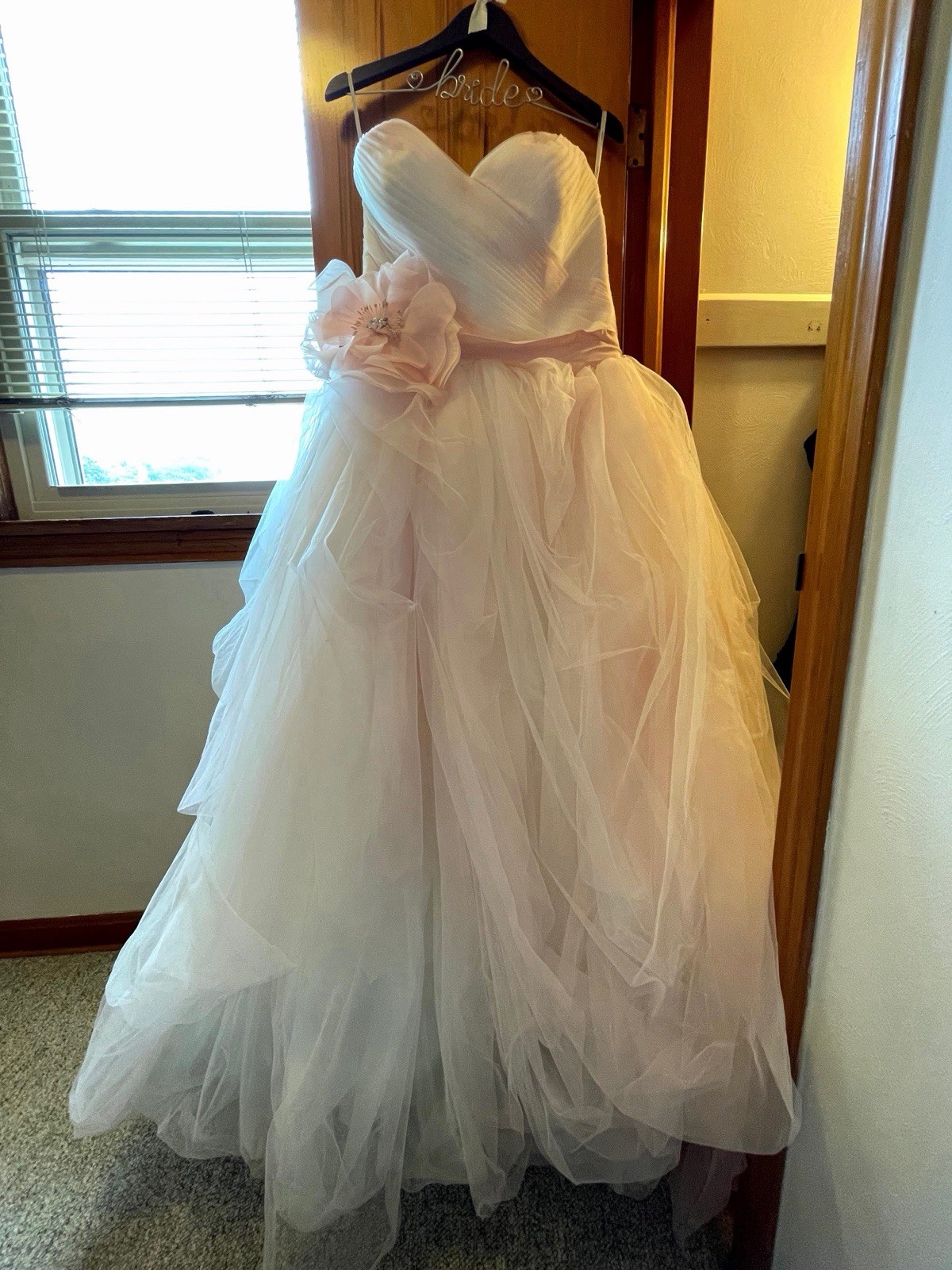 Allure Bridals Strapless Sweetheart Tulle Ball Gown Ivory Blush Pink 16.