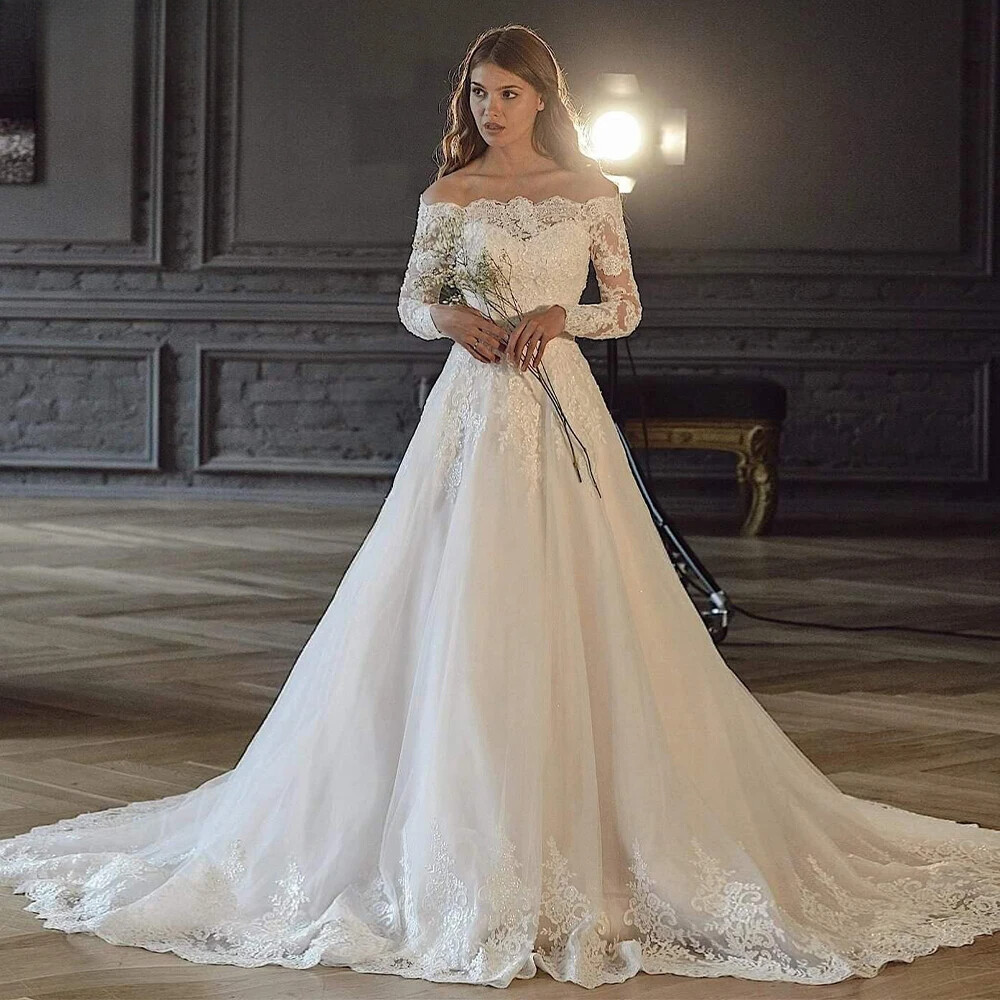 Custom Boat Neck Lace Wedding Dresses Long Sleeve Applique Backless Bridal Gowns