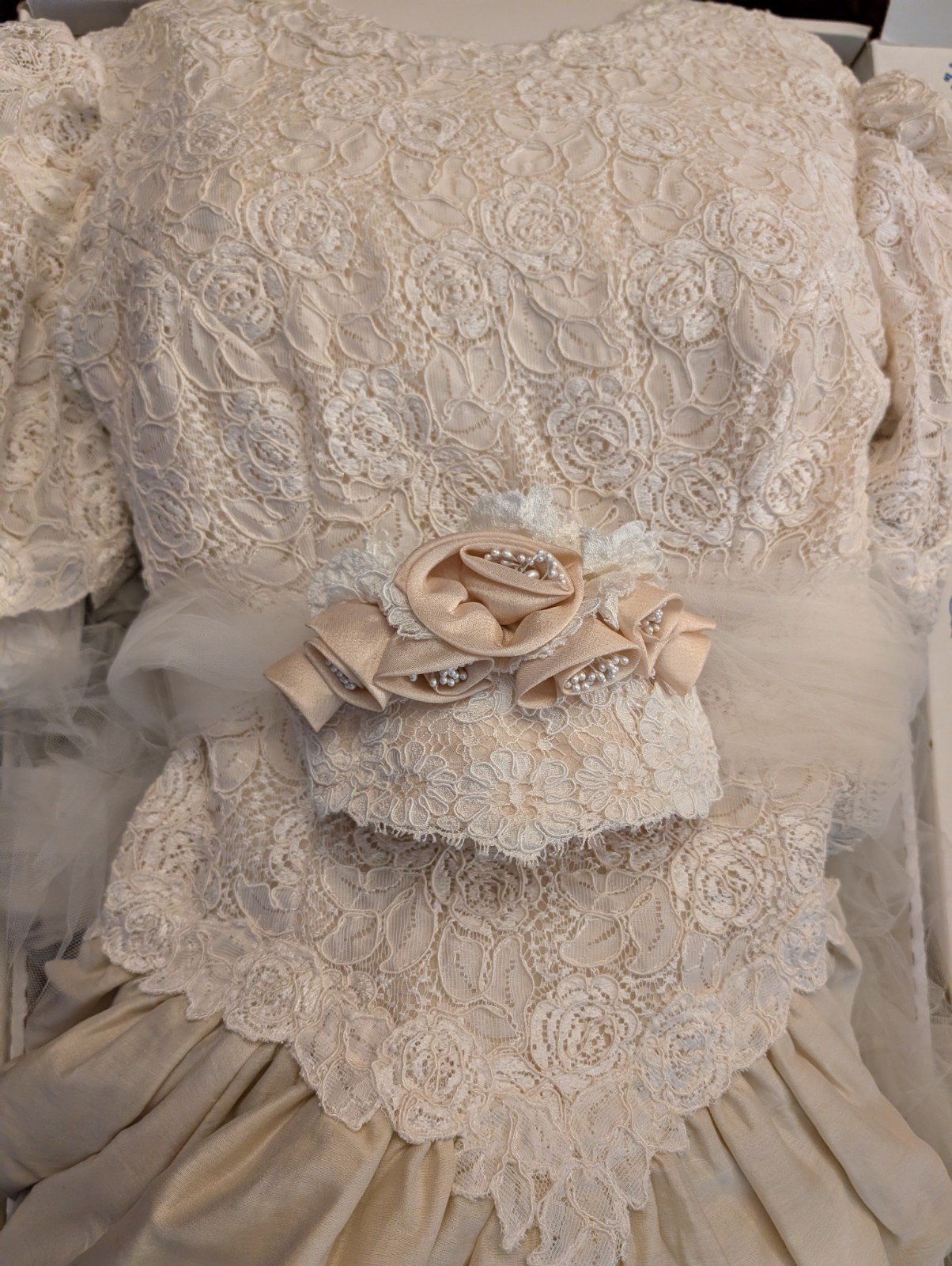 Priscilla Of Boston Designer Wedding Gown And Veil Vintage 90’s $1800