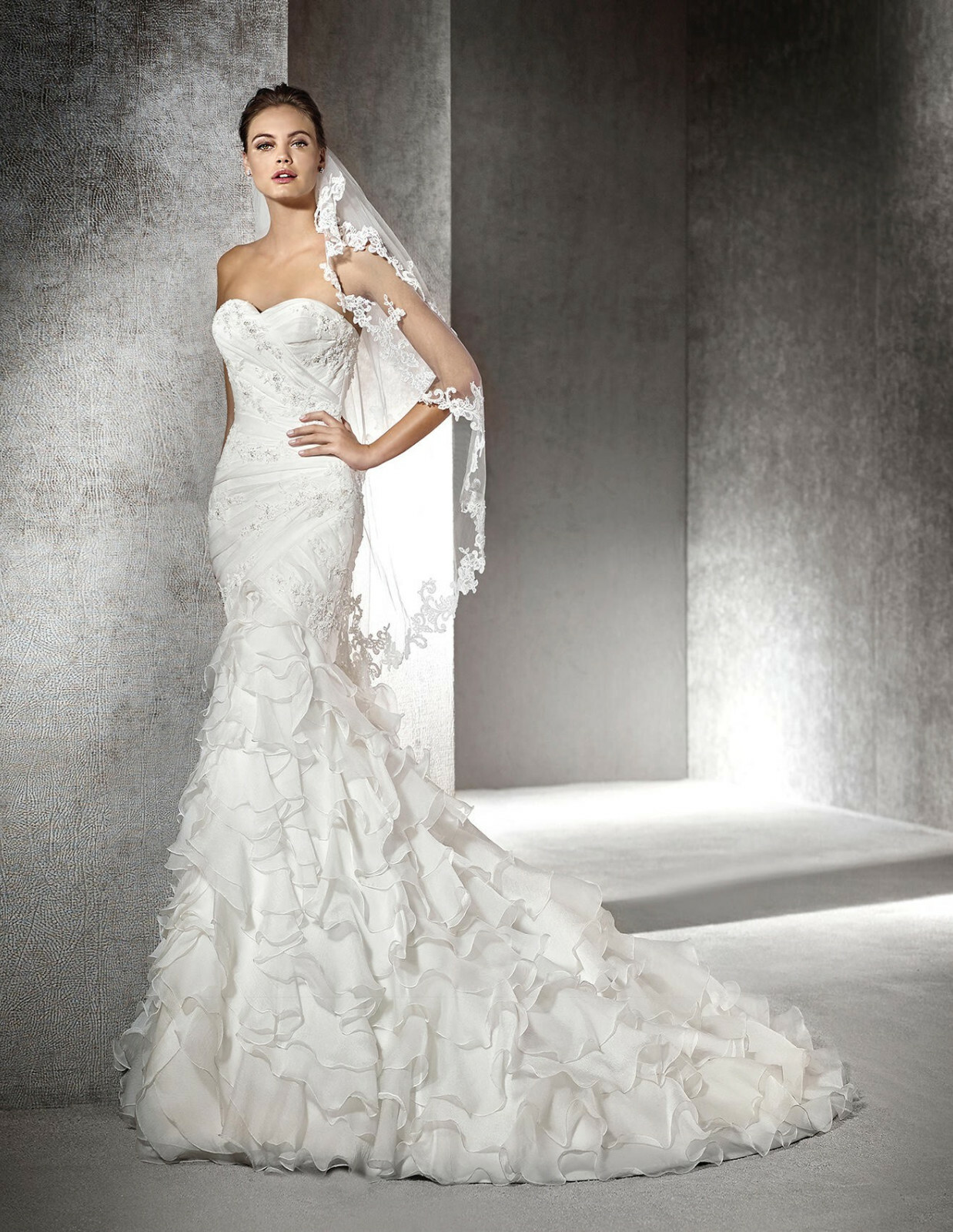 San Patrick Eresma Mermaid Wedding Ball Gown Dress 14 Lace Ruffles Ruching Beads