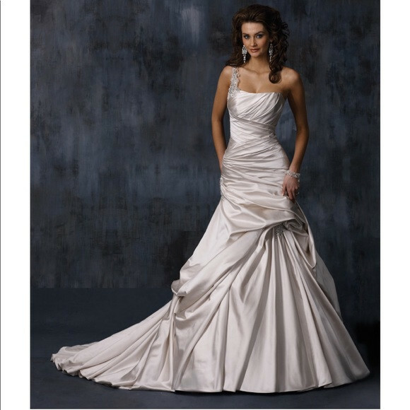 Maggie Sottero 12 Wedding Dress Fiorella Alabaster Satin Bling Ball Gown Draping