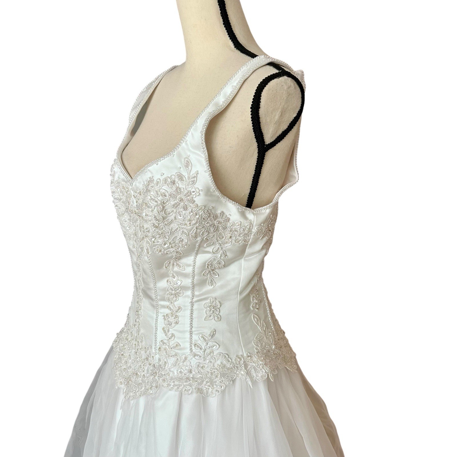 Vintage Mary’s Bridal Corset Lace Wedding Dress Beaded Train Ivory Bridal 8/10