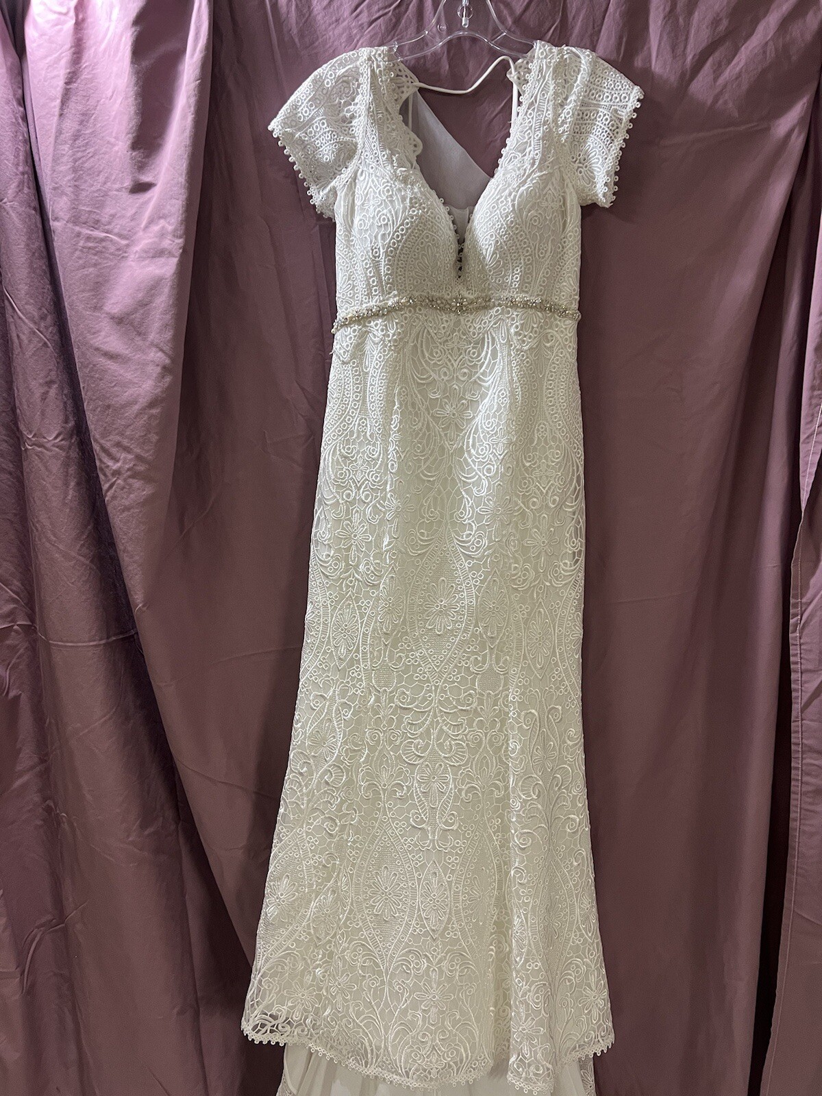Boho Style Short Sleeve Wedding Dress Size 10 Petite