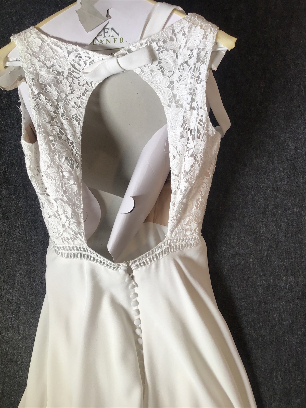 Marylise Embroidered ￼White Wedding Dress