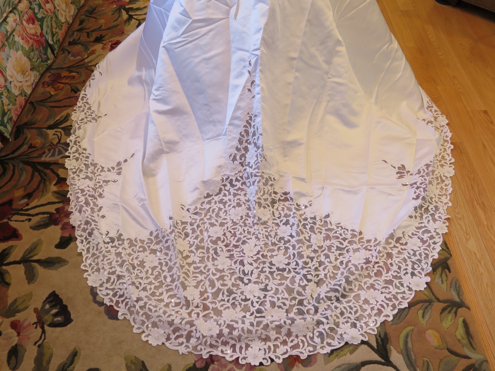 NEW Maggie Sottero CORSET Vintage Wedding Dress ROMANTIC LACE FLOWERS Gown Train