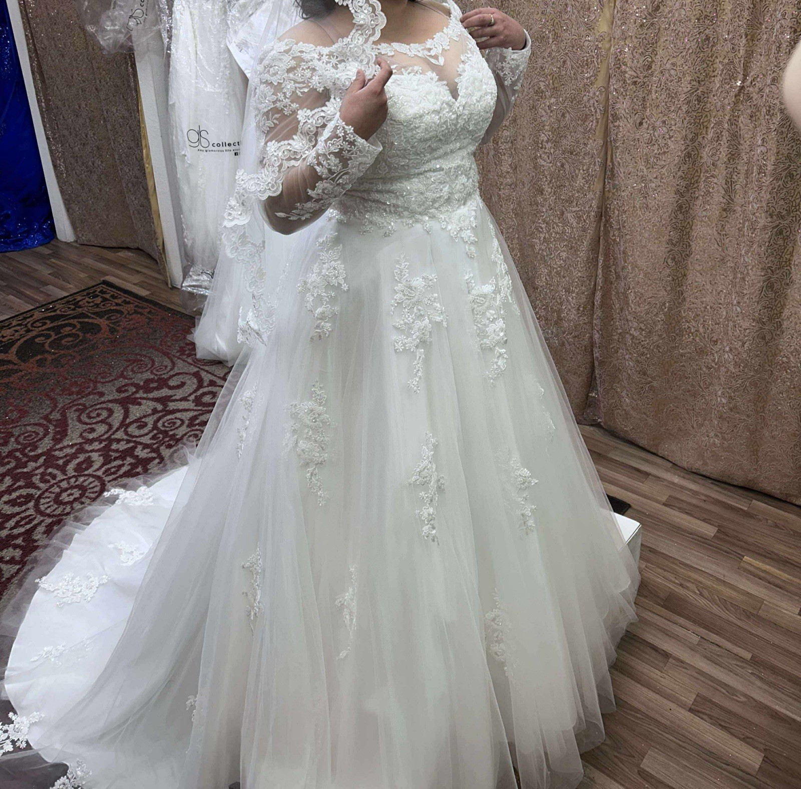 White A-Line Off-Shoulder Long Sleeve Lace Beaded Tulle Wedding Dress + Veil