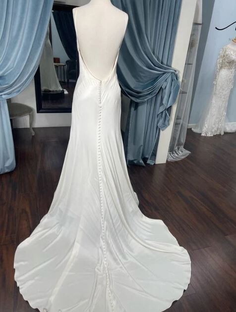 Martina Liana 1401 Gown – Wedding Dress
