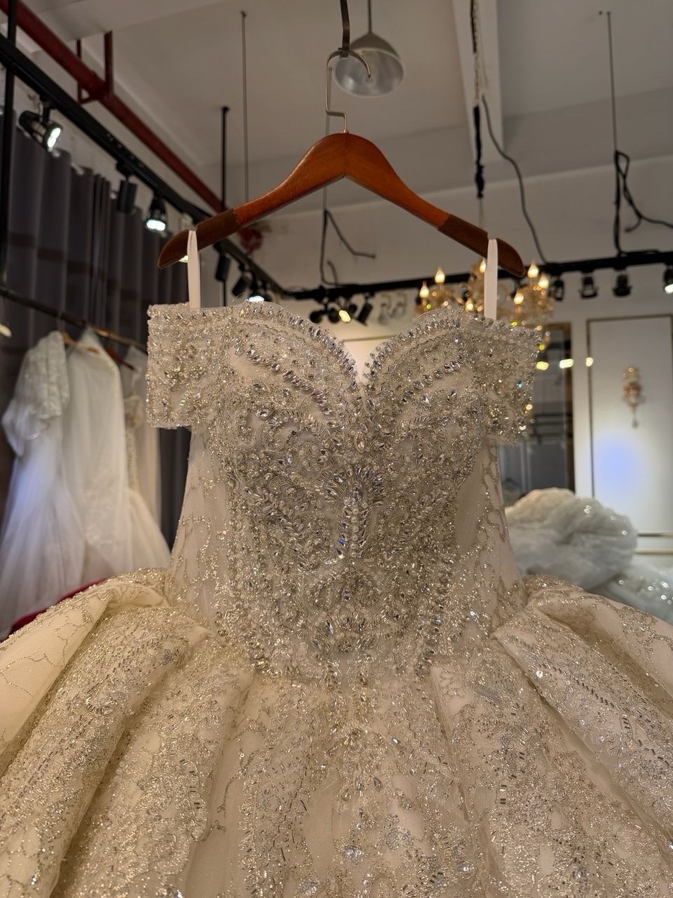 Ivory Sweetheart Strapless Ball Gown Wedding Dress, Beaded Sequin Full-Length