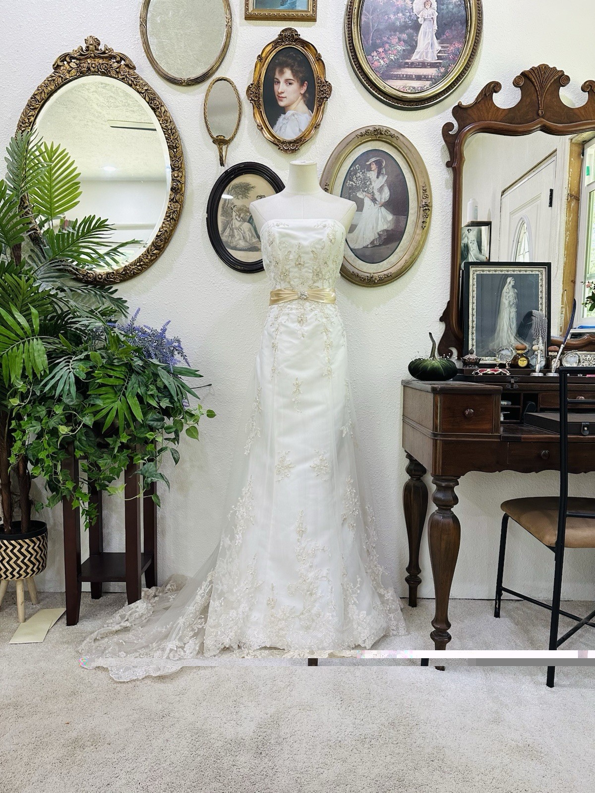 Vintage Alfred Angelo Wedding Dress | Champagne Embellished Lace Bridal Gown