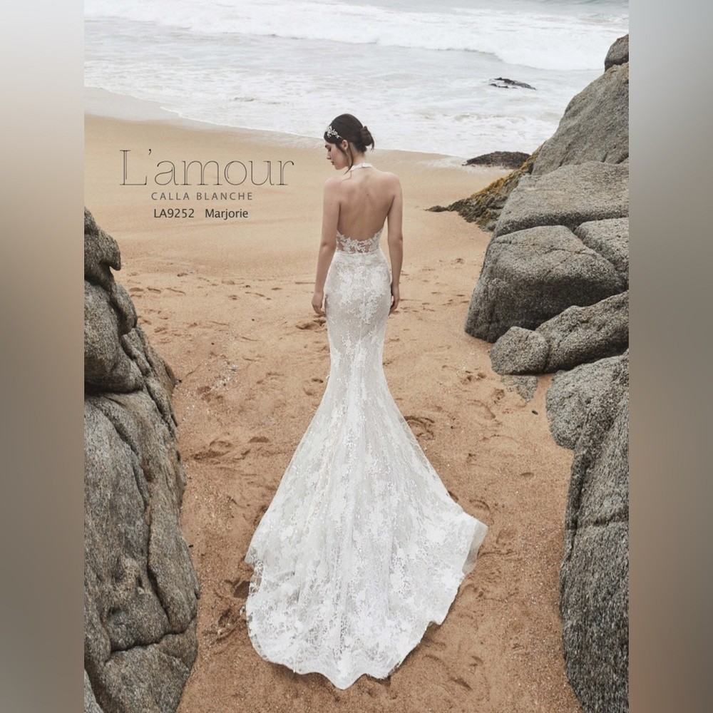 L’AMOUR Calle Blanch Halter Neck Lace Sequin Wedding Dress Style 9252 Size 10