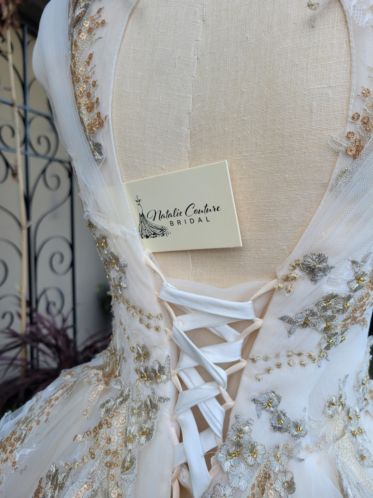 Elegant Sleeveless Lace Wedding Gown – V-Neck, Lace-Up Back, Golden Brown Corset