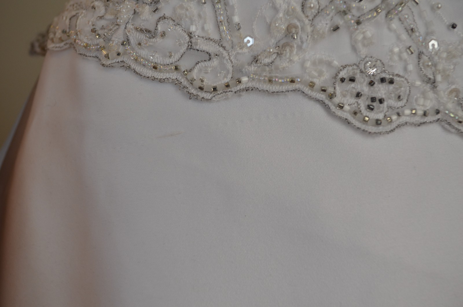 MORI LEE White Sequin Beaded Wedding Gown Dress sz 4 – 6 NEW Silver Embroidery