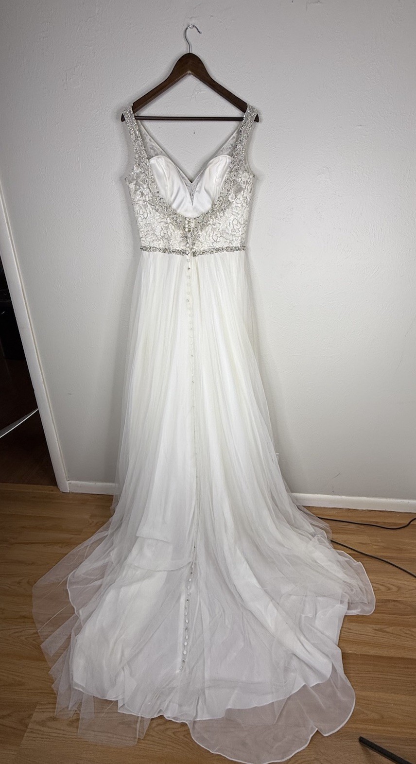 Allure Bridal Beaded Crystal Buttons Wedding Dress Ivory Silver 14 9373 Train