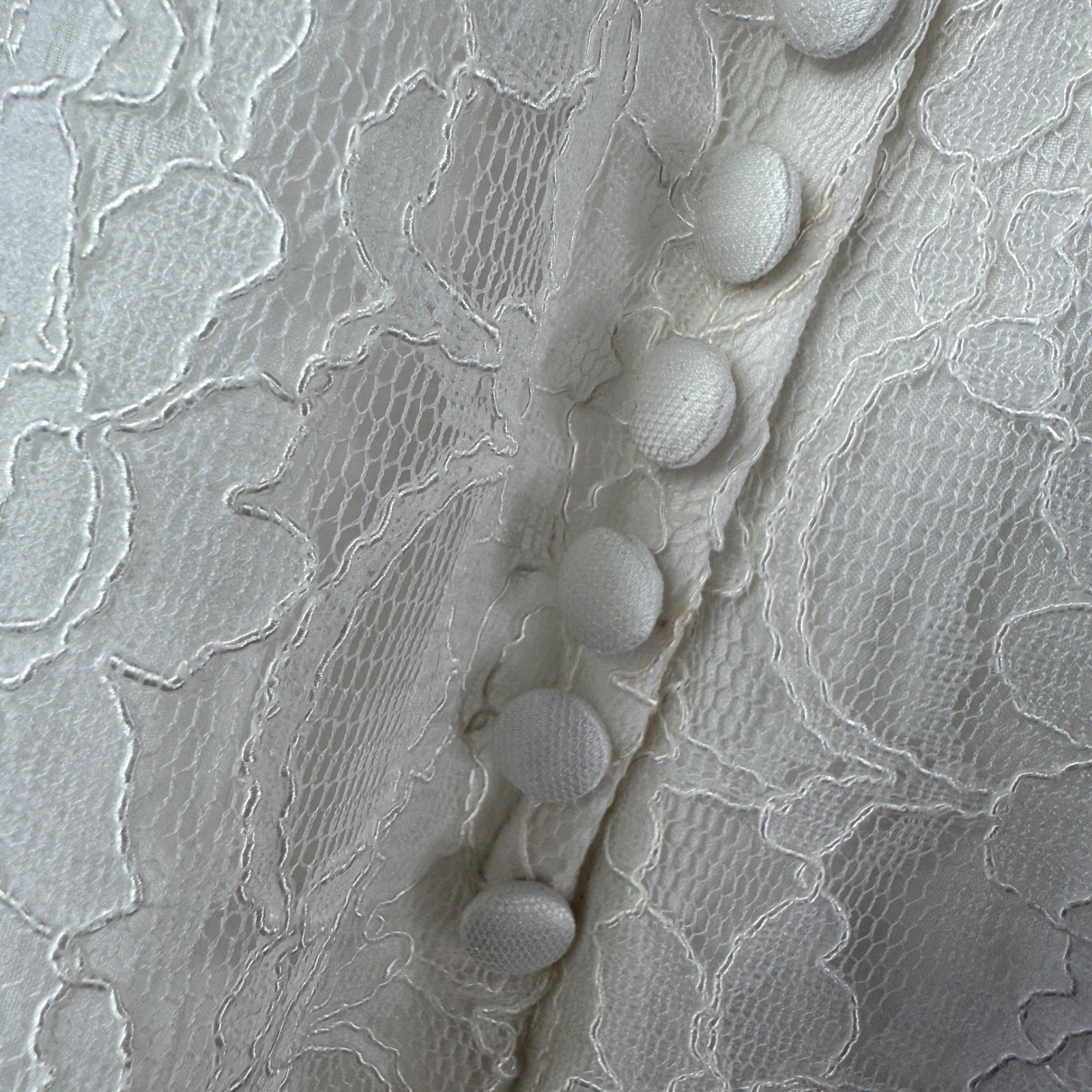 Mori Lee Madeline Gardiner Wedding Dress Lace Beaded Belt V Neck Sleeveless 10