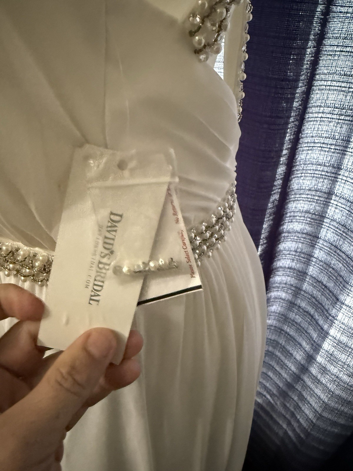David’s Bridal Ivory Halter Neck Beaded Sheath Wedding Dress Size 6