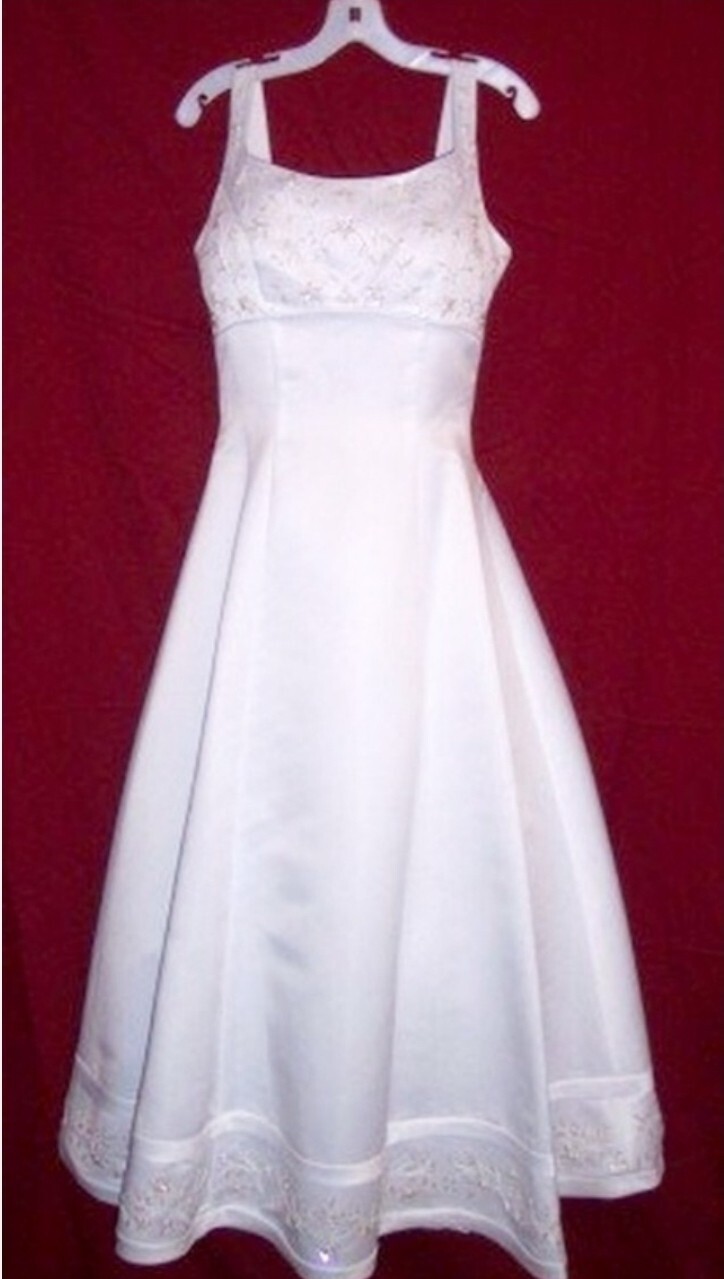 Oleg Cassini David Bridal Wedding Dress Style 2165BX size 14 White Buttons
